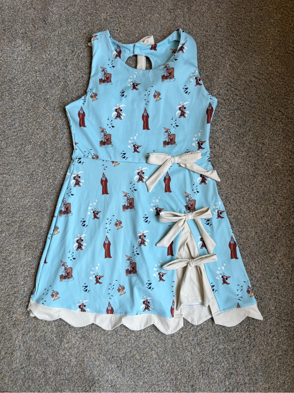 EUC sorcerer Mickey fall athletic bow dress women’s L (TTS)